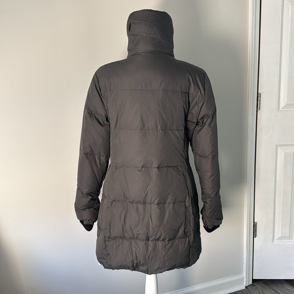 Michael Kors Gray Down Puffer Coat, size small - Picture 3 of 7
